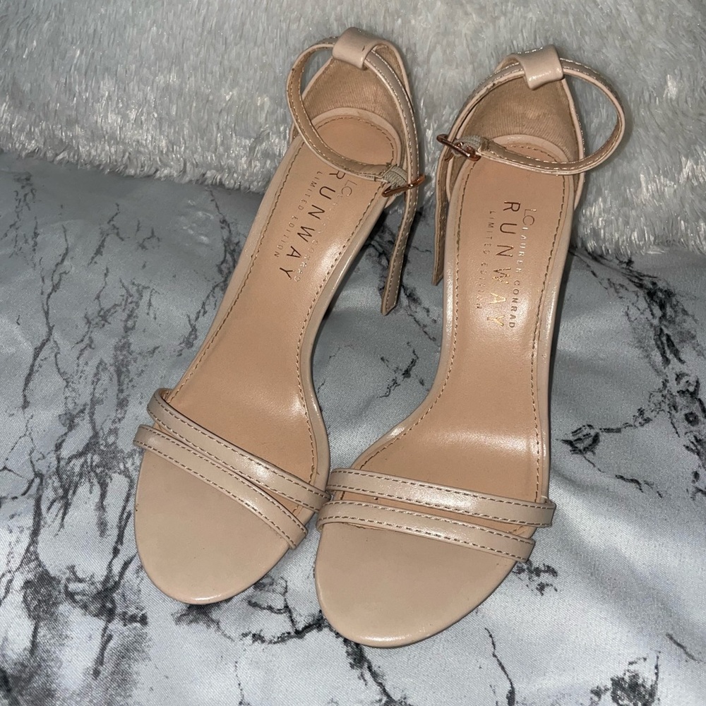 Lauren Conrad Runway Limited Edition  | Size: 6 | Color: Tan/Blush